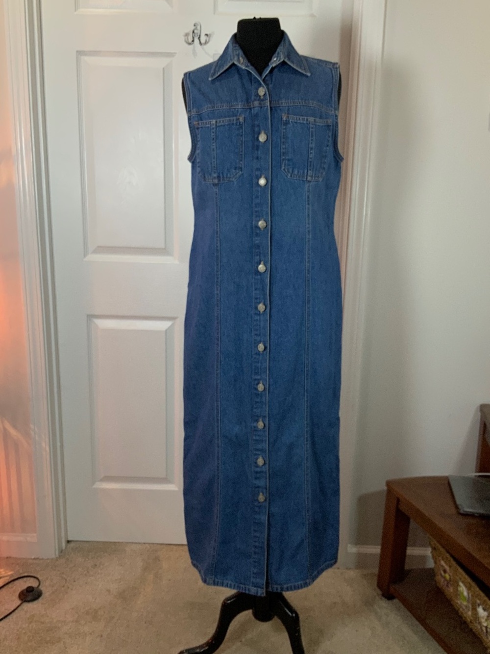 Vintage Bill Blass Denim Sleeveless Button Front Maxi Shirtdress Size Medium